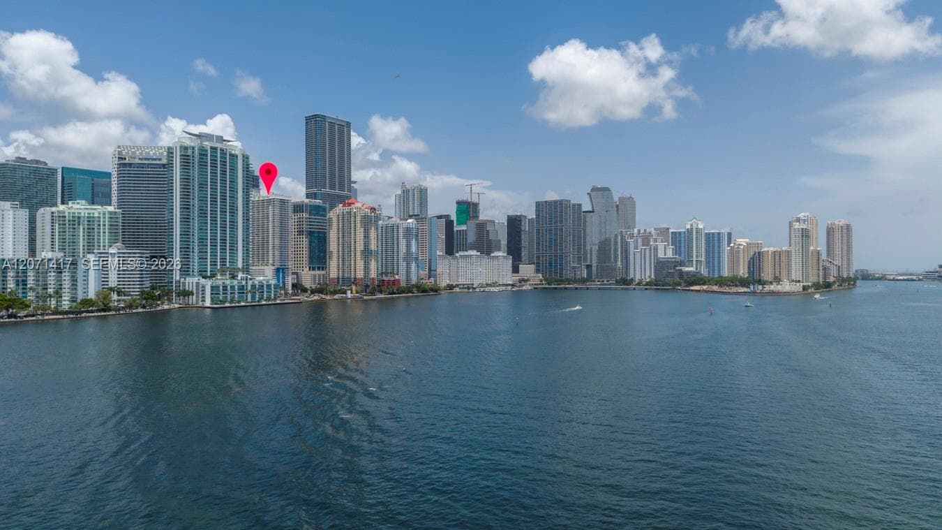 Condominium at 1200 Brickell Bay Dr # 3310, Miami FL 33131