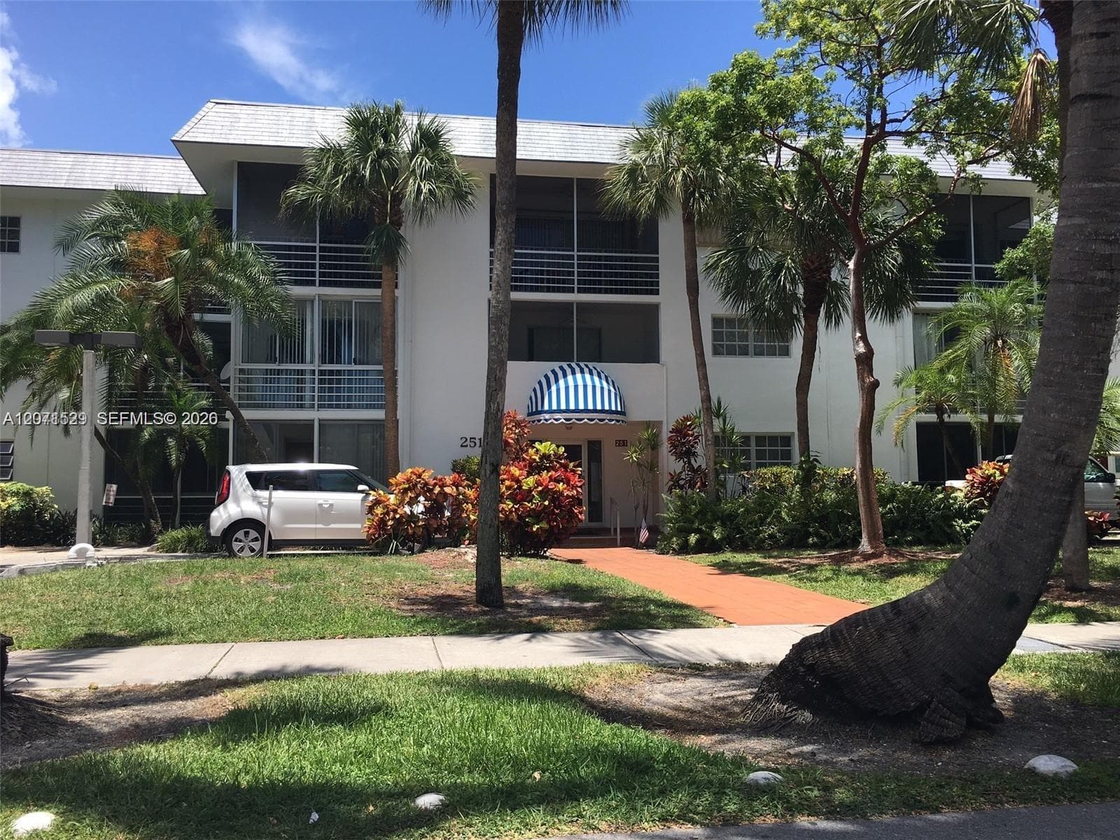 Condominium at 251 Galen Dr # 304E, Key Biscayne FL 33149