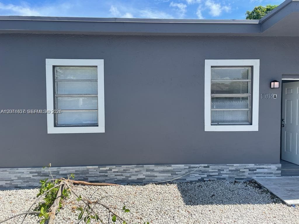 Multi Family at 170 ter 10035 # B, Unincorporated Dade County FL 33157