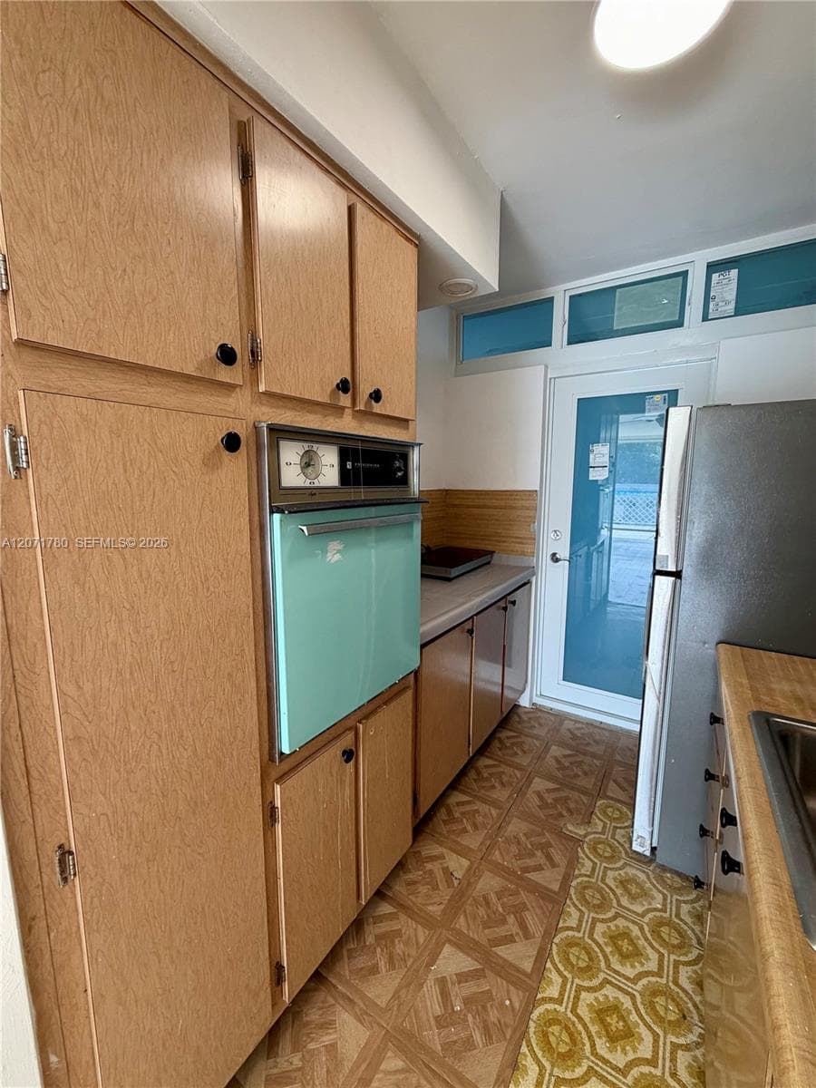 Apartment at 1400 Pennsylvania Ave # 34, Miami Beach FL 33139