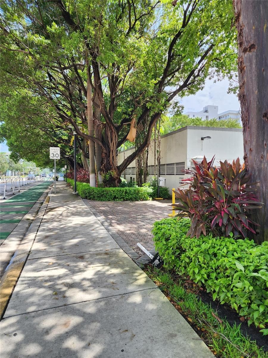 Condominium at 1688 West Ave # 506, Miami Beach FL 33139