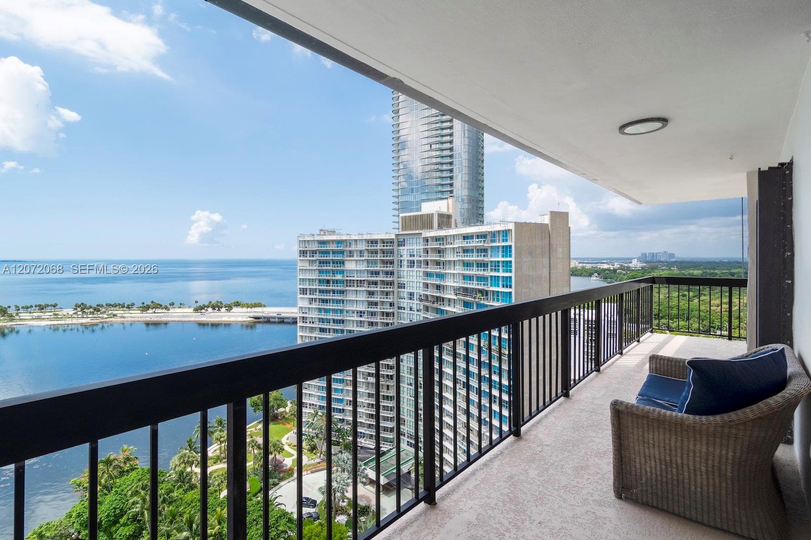 Condominium at 2333 Brickell Ave # 2212, Miami FL 33129