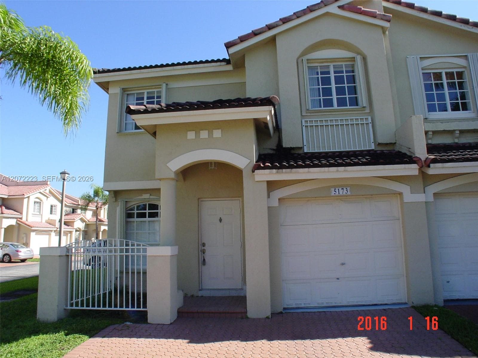 Townhouse at 5173 NW 114th Pl, Doral FL 33178