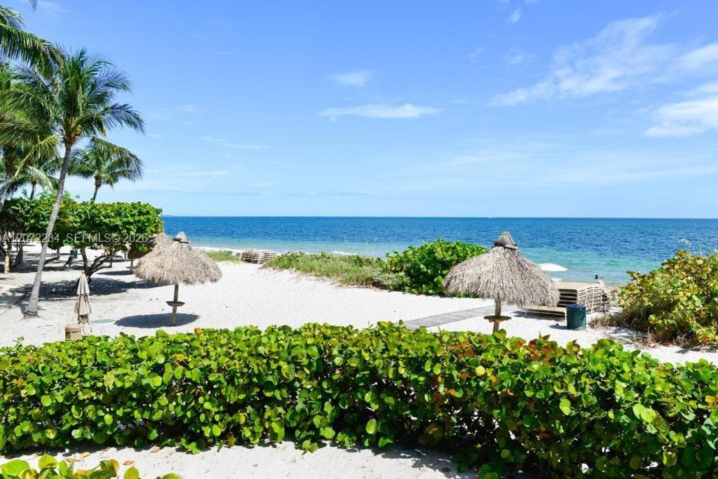 Condominium at 1121 Crandon Blvd # D206, Key Biscayne FL 33149