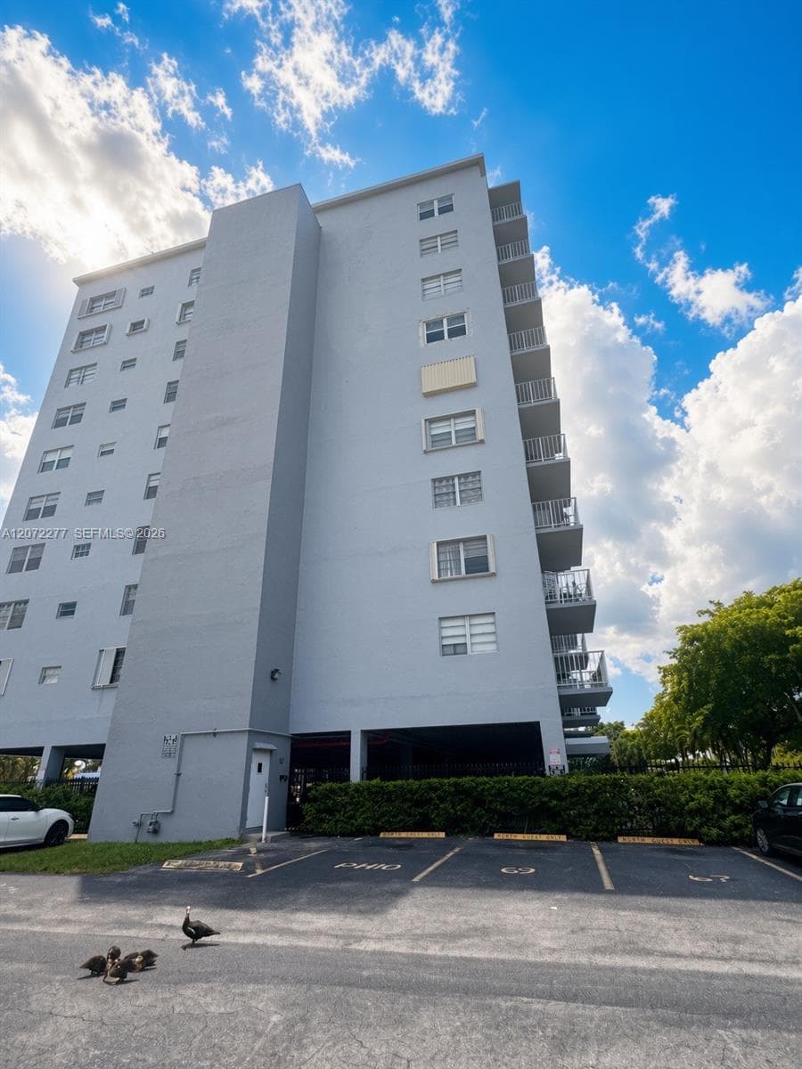 Condominium at 1470 NE 125th Ter # 407, North Miami FL 33161
