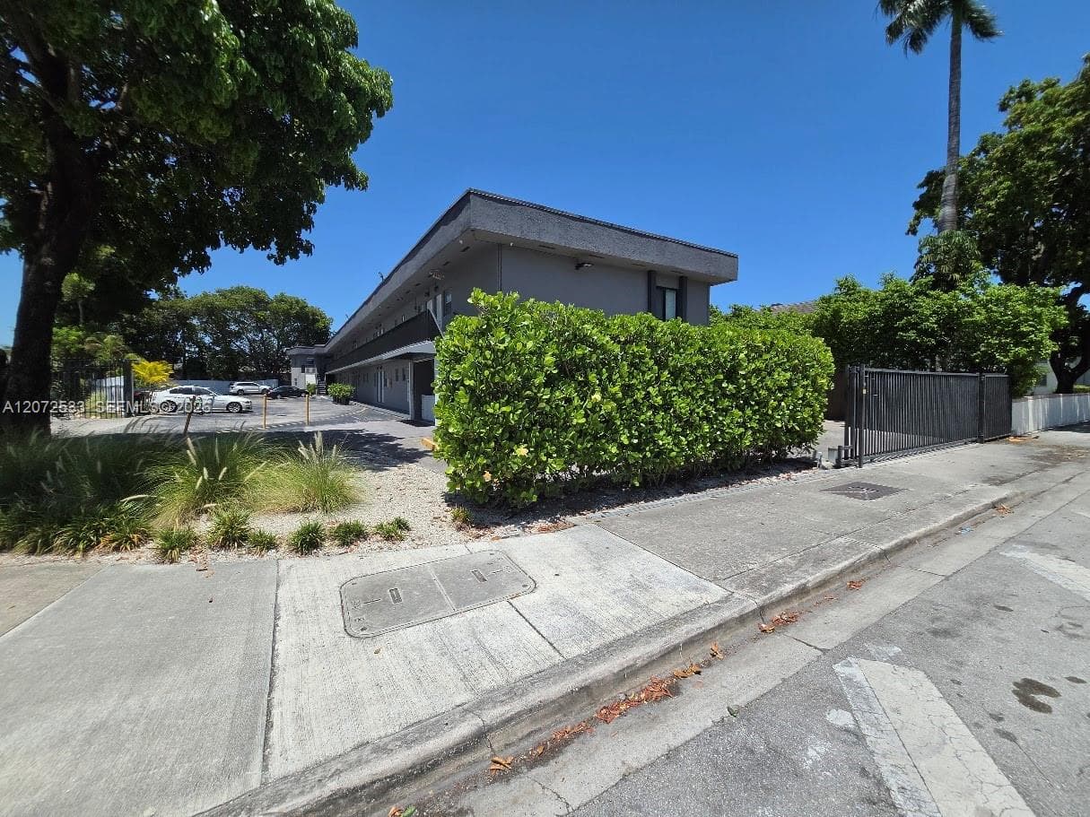Apartment at 4393 NW 11th St # 20, Miami FL 33126