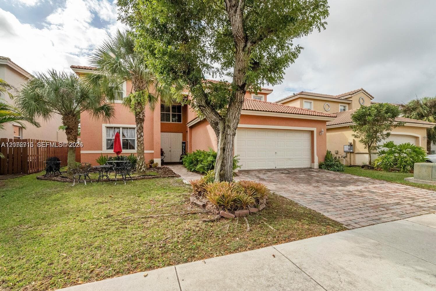 Single Family Residence at 1606 SE 16th St, Homestead FL 33035