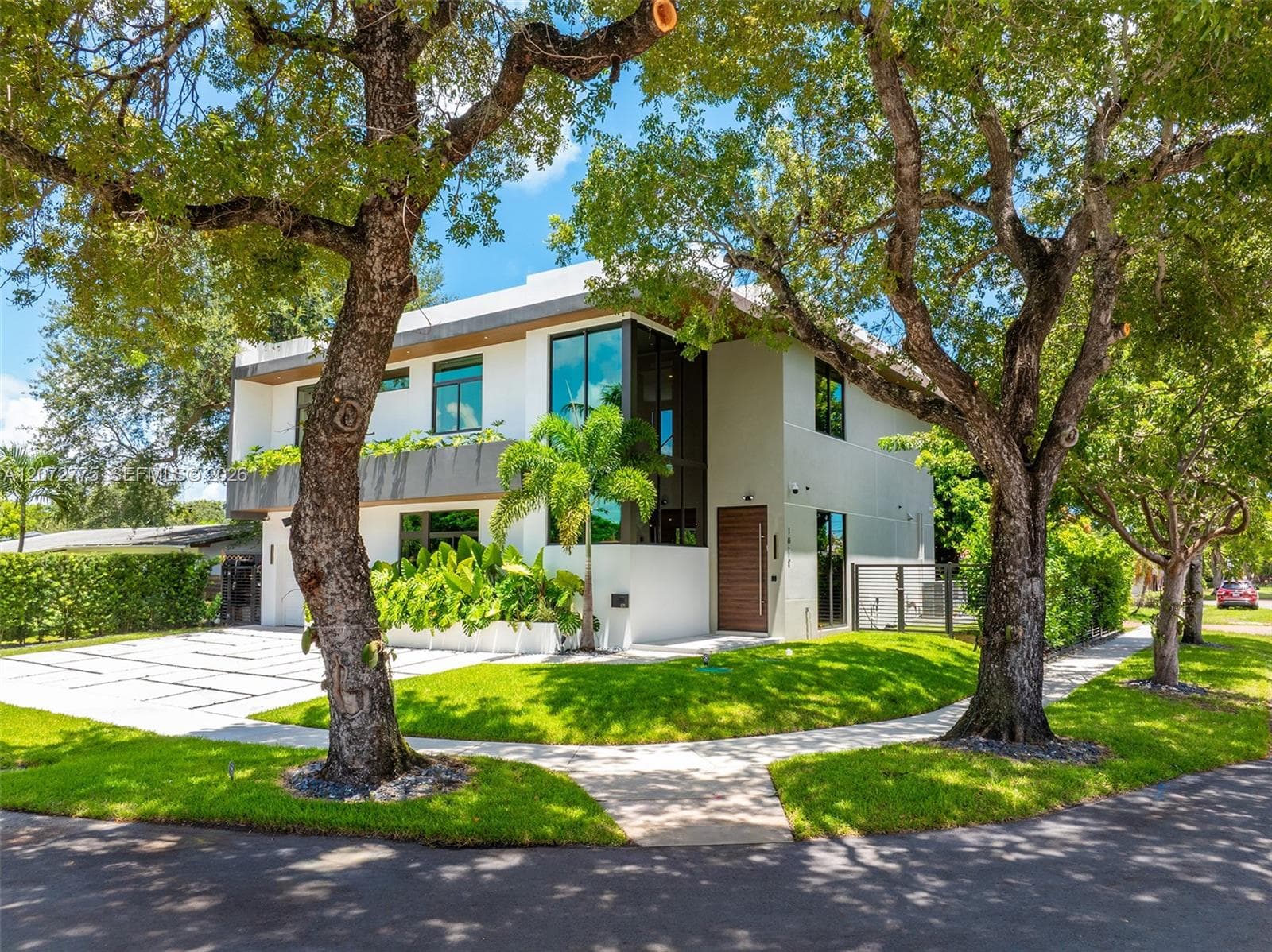 Single Family Residence at 1875 NE 193rd St, Miami FL 33179