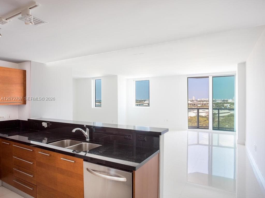 Condominium at 244 Biscayne Blvd # 2402, Miami FL 33132