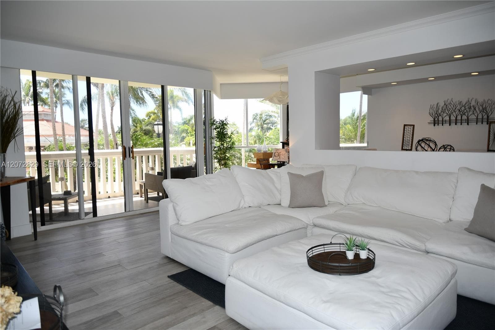 Condominium at 1000 E Island Blvd # 303, Aventura FL 33160