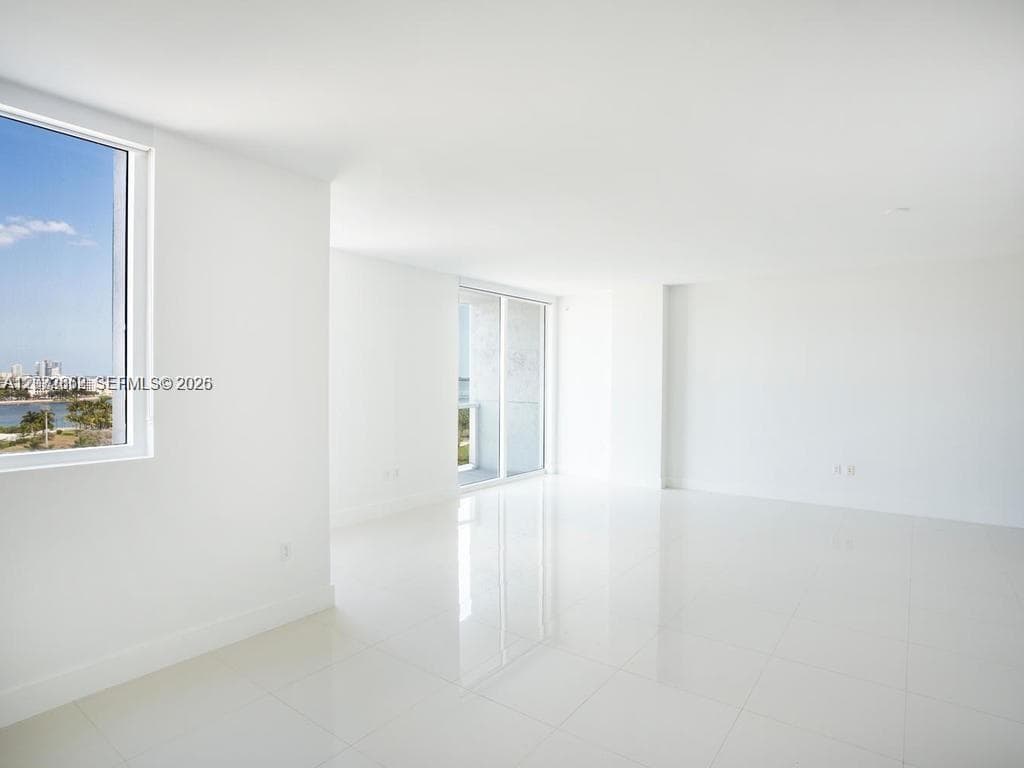 Condominium at 244 Biscayne Blvd # 1202, Miami FL 33132
