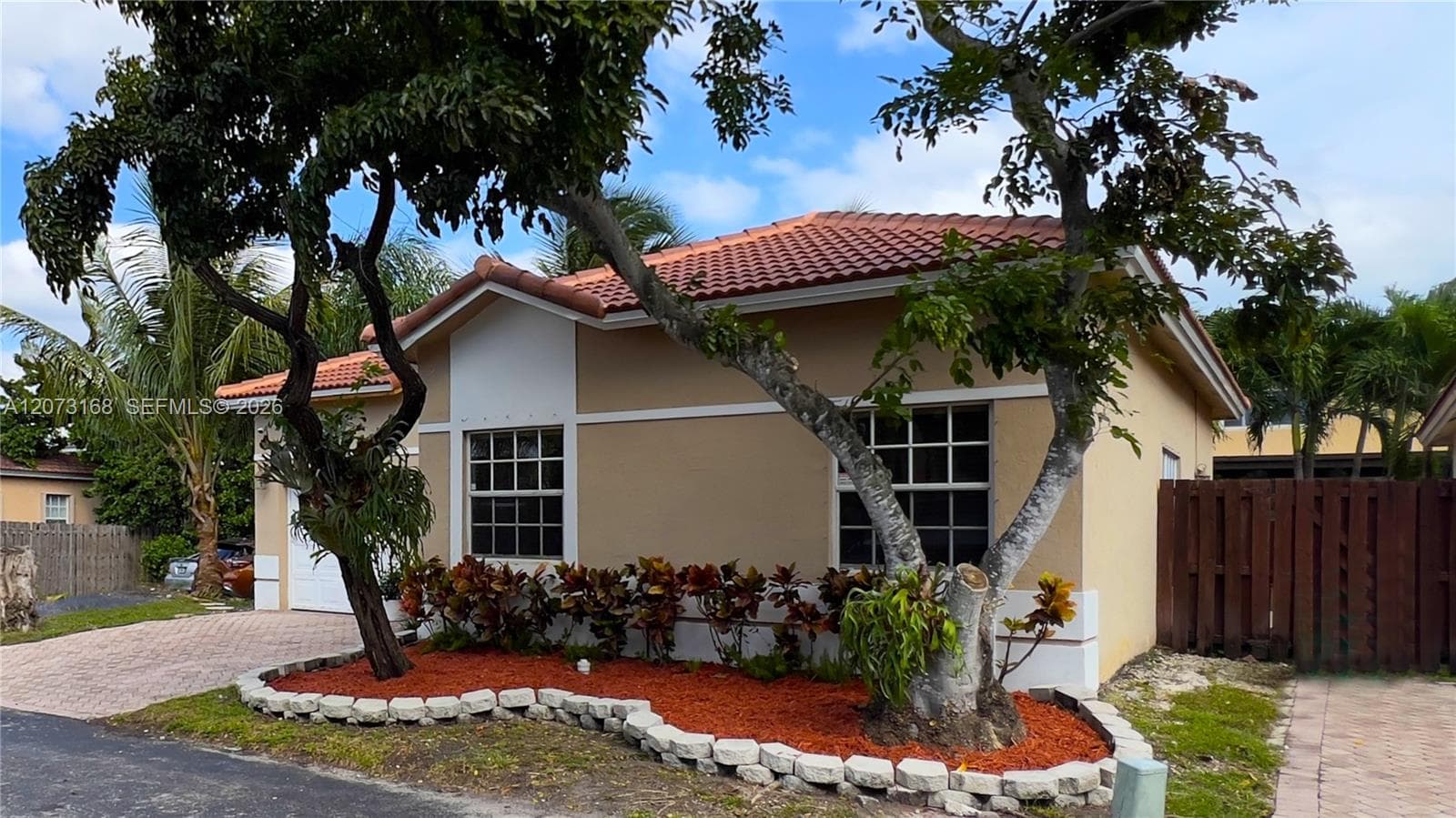 Single Family Residence at 9000 SW 215th Ter, Cutler Bay FL 33189