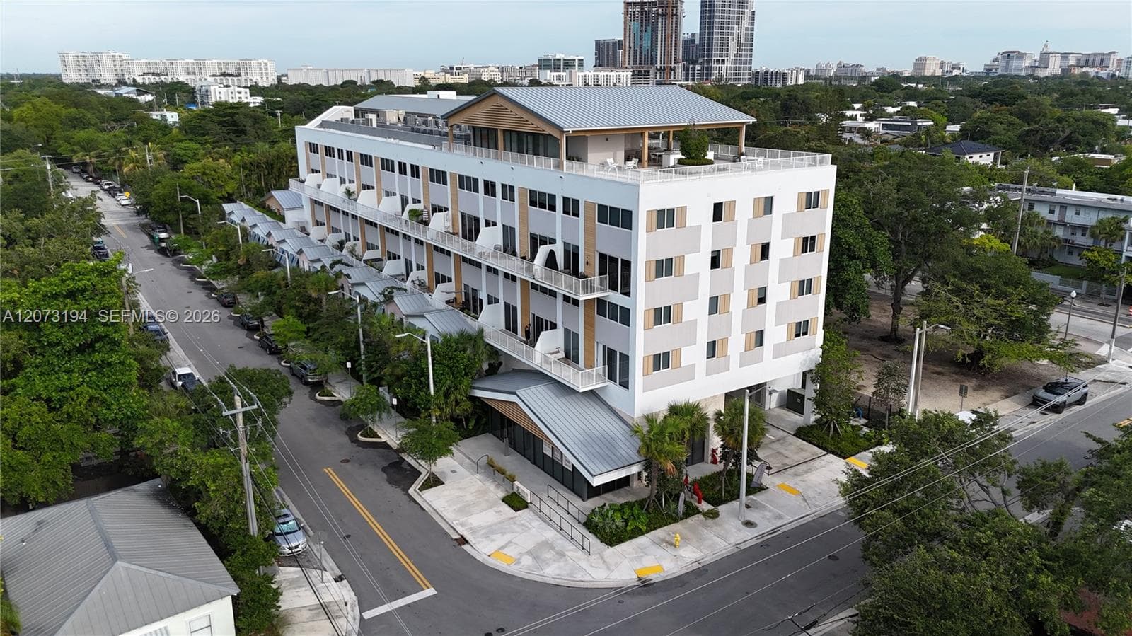Apartment at 3335 Thomas Ave # 412, Miami FL 33133