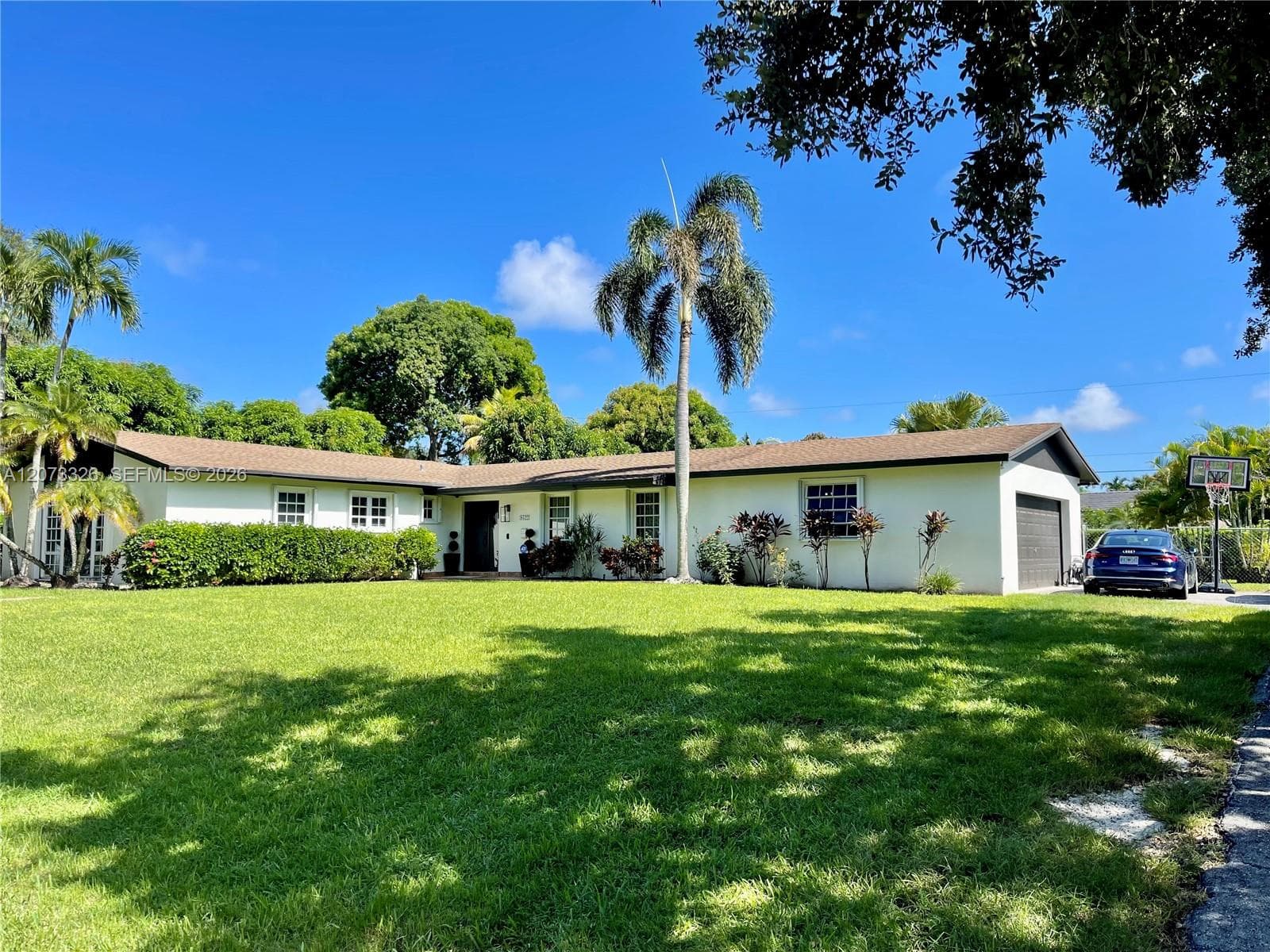 Single Family Residence at 8522 SW 148th Ter, Palmetto Bay FL 33158