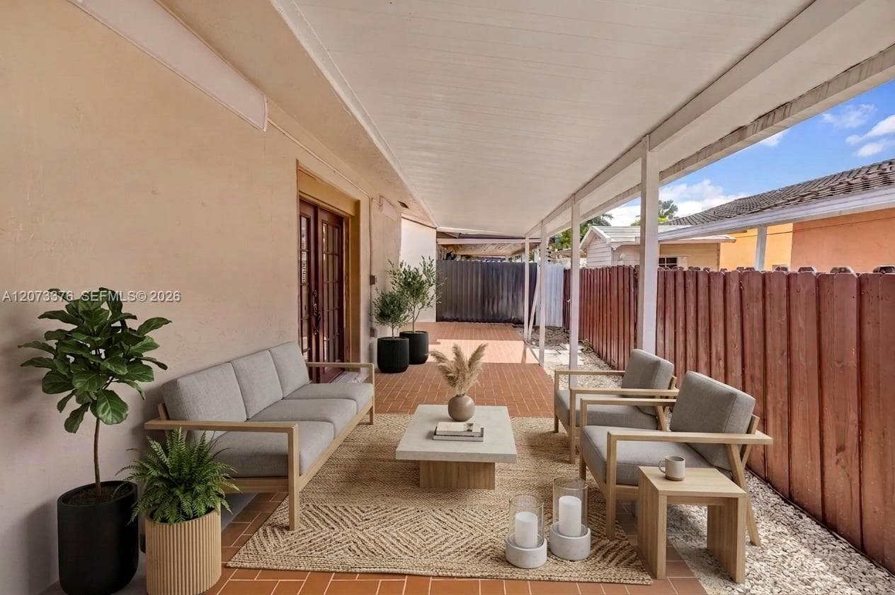 Single Family Residence at 10212 NW 129th St, Hialeah Gardens FL 33018