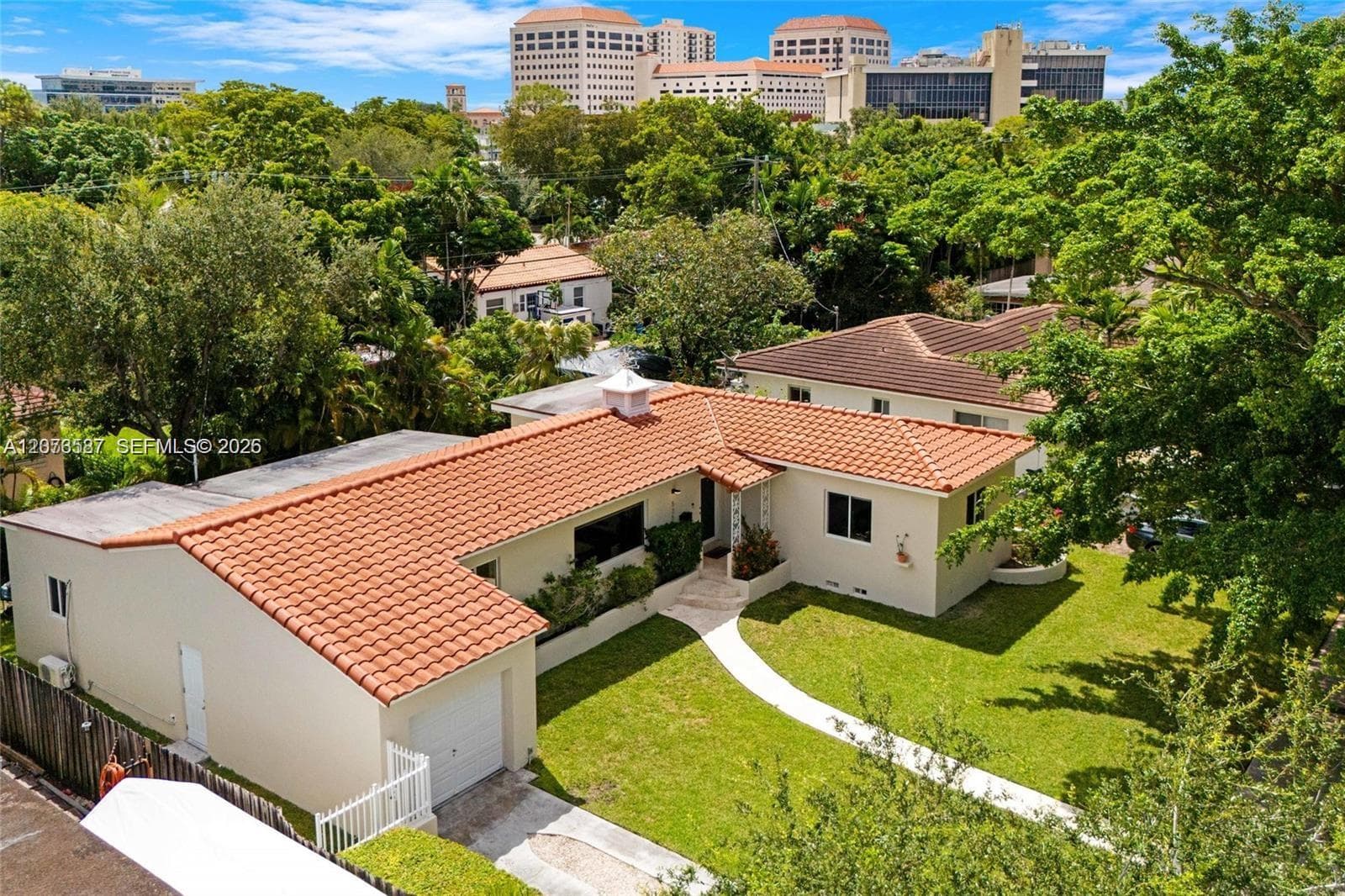 Single Family Residence at 535 SW 39th Ave, Miami FL 33134