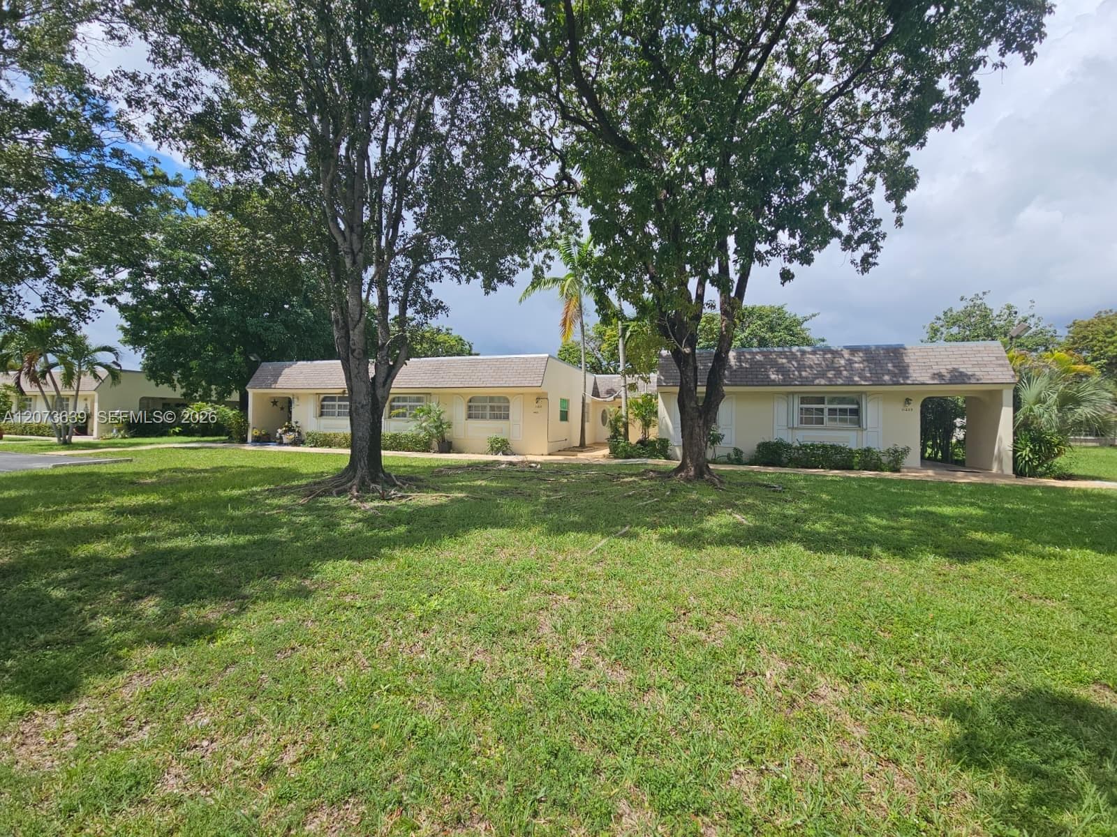 Villa at 11287 SW 169th St # V41032, Miami FL 33157