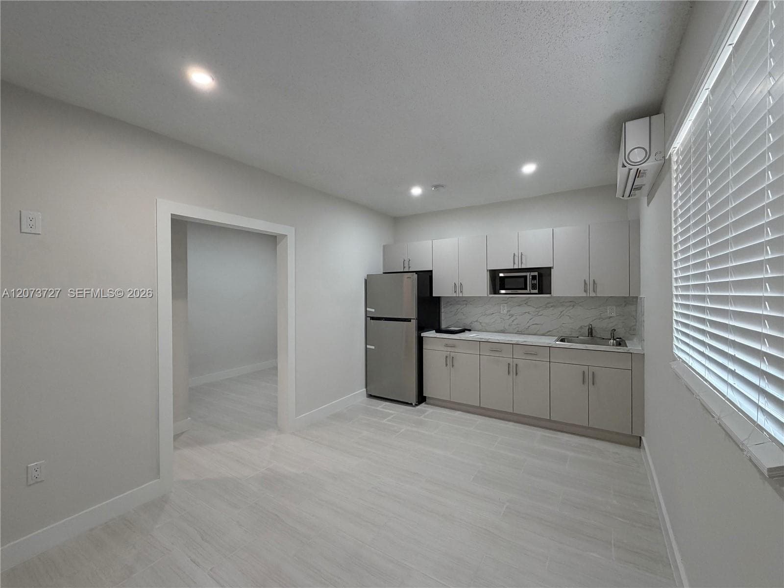 Efficiency at 10921 SW 144 Av # 1, Miami FL 33186