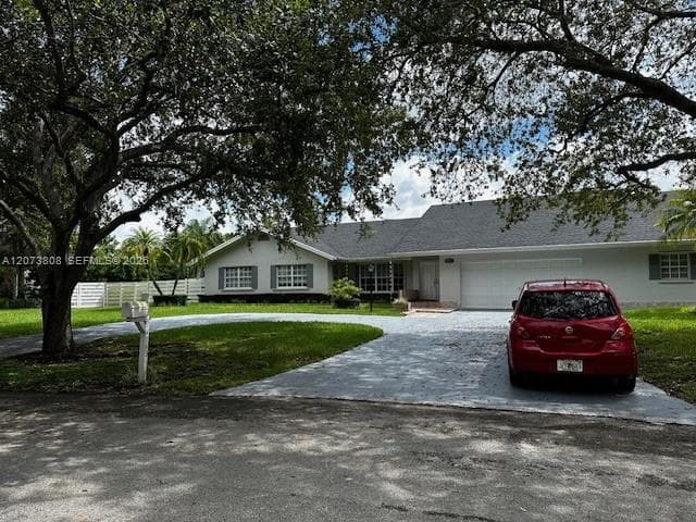 Single Family Residence at 14763 SW 152nd Pl, Miami FL 33196