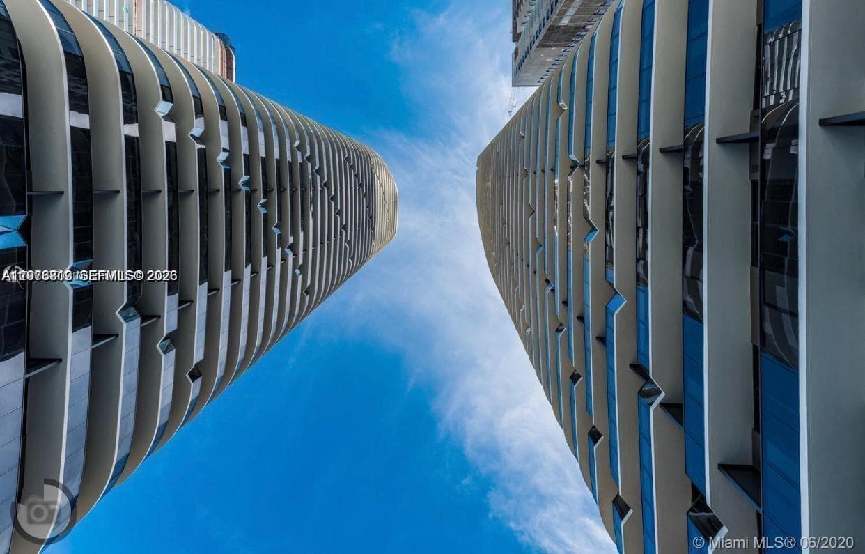 Condominium at 55 SW 9th St # 2307, Miami FL 33130