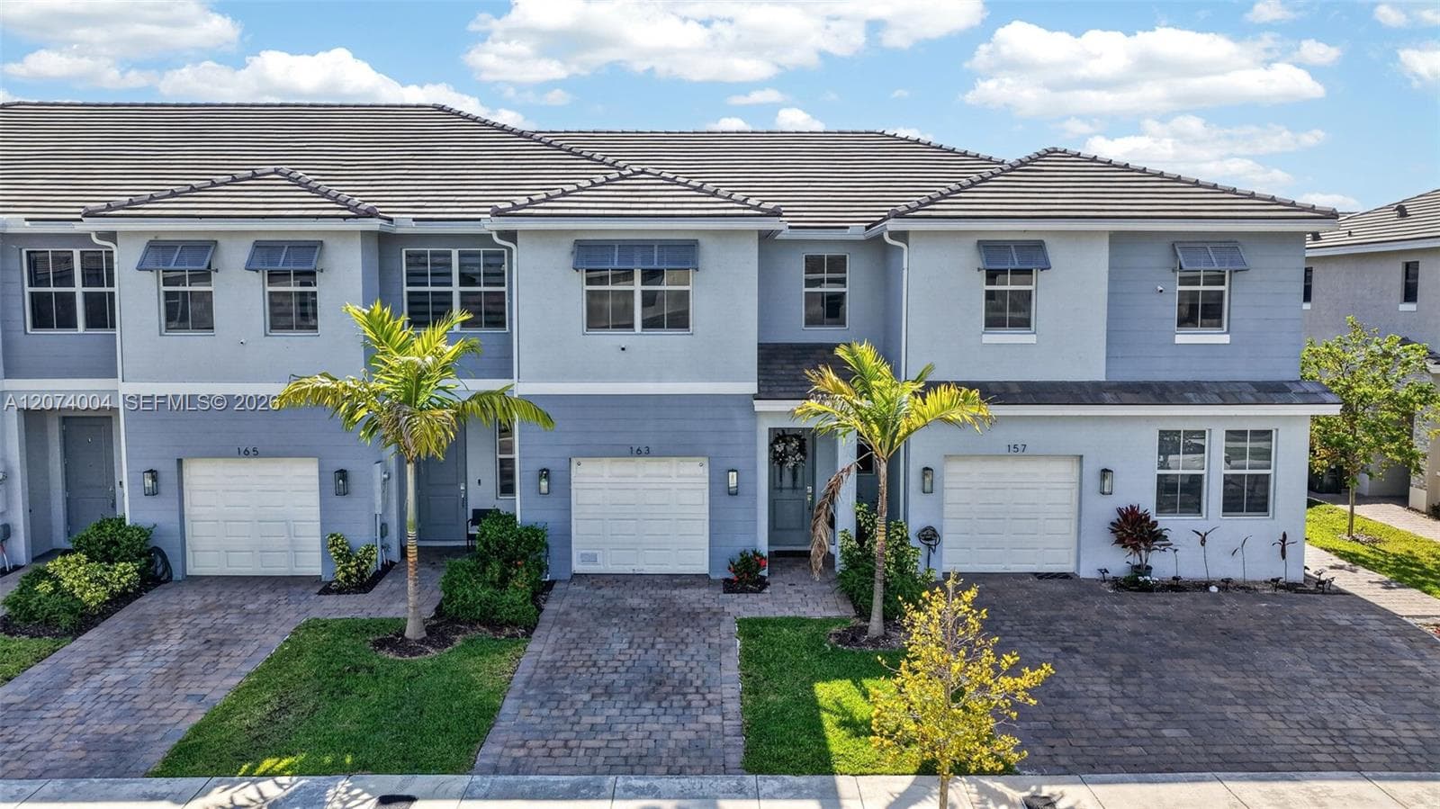 Townhouse at 163 NE 13th Cir, Homestead FL 33033