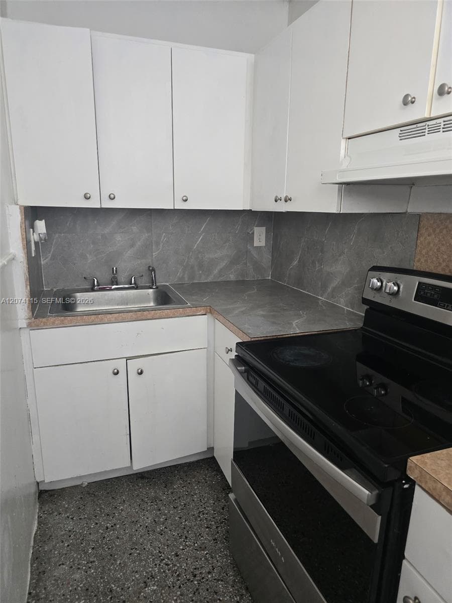 Apartment at 250 SW 11th Ave # 4, Homestead FL 33030