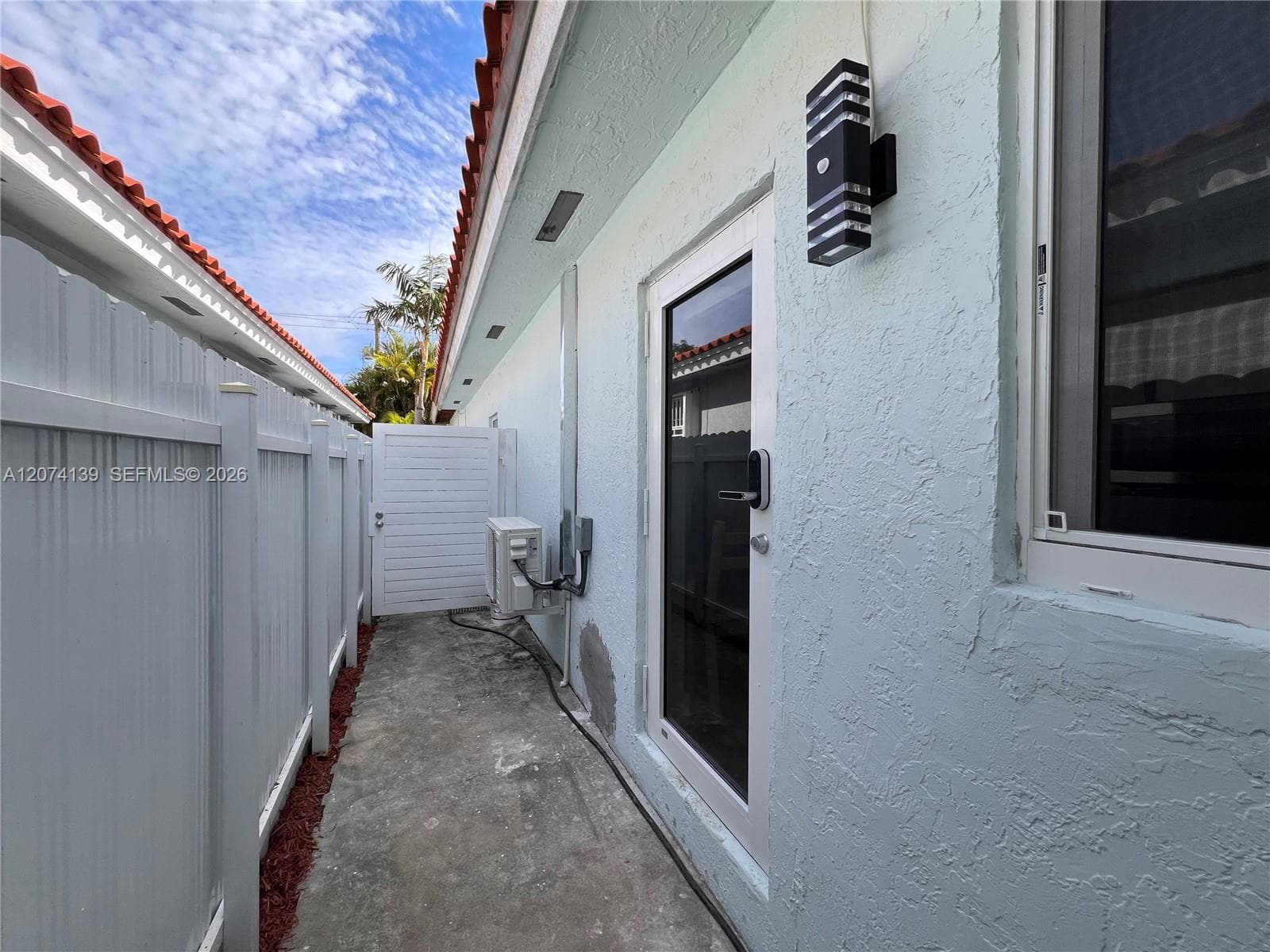 Efficiency at Miami Springs, FL, 33166