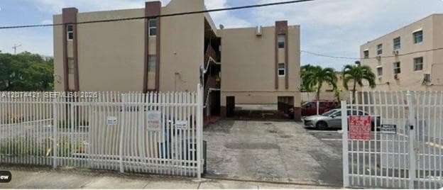 Condominium at 652 NW 3rd St # 304, Miami FL 33128