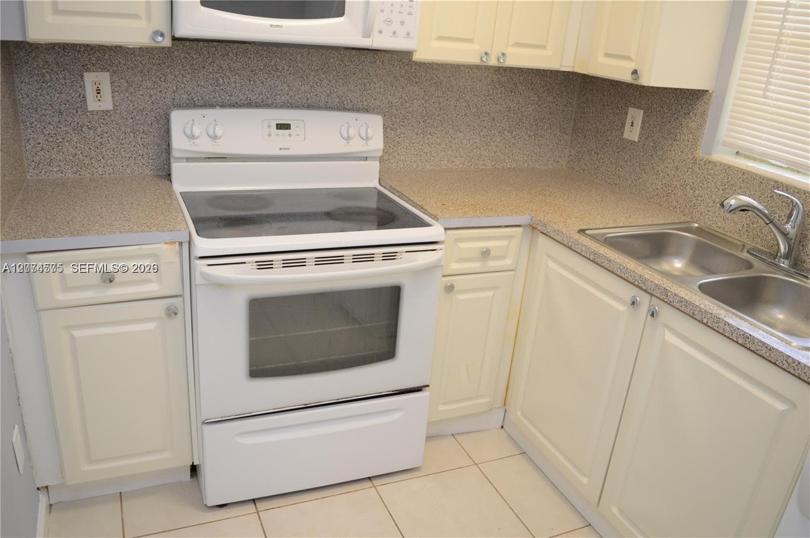 Condominium at 1370 NE 119th St # 137004, Miami FL 33161
