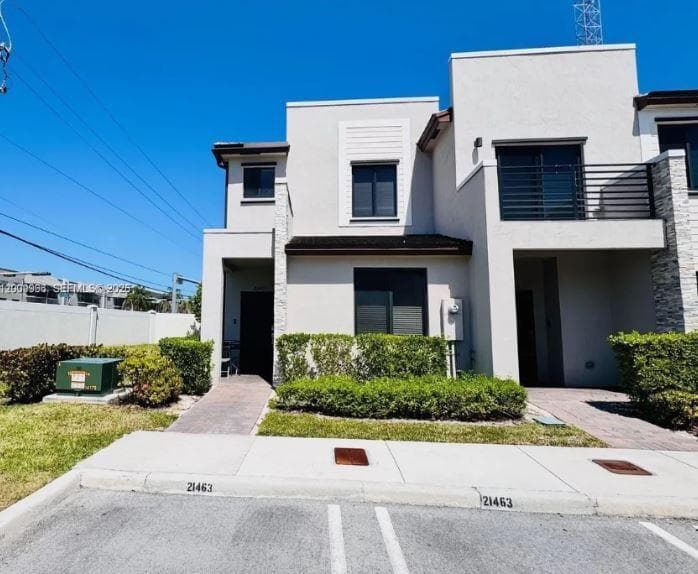 Townhouse at 21463 NE 3rd Path, Miami FL 33179