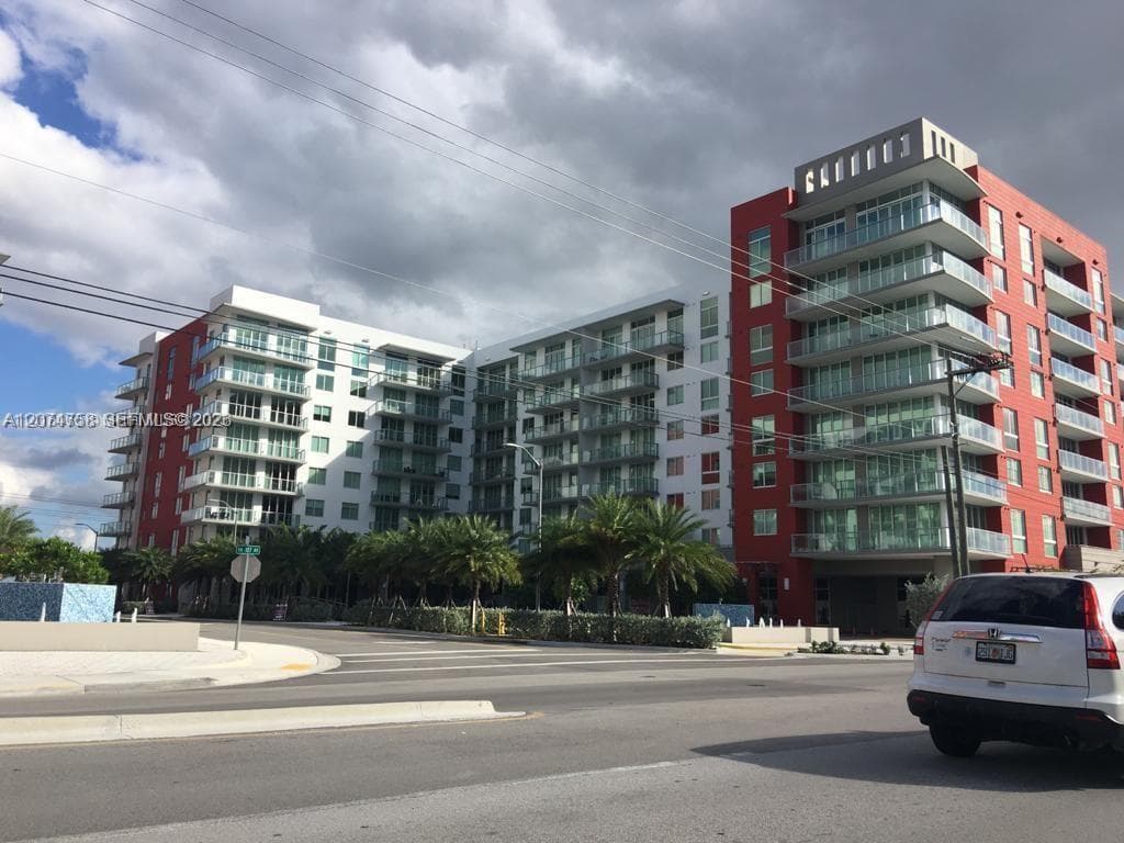 Condominium at 7751 NW 107th Ave # 707, Doral FL 33178