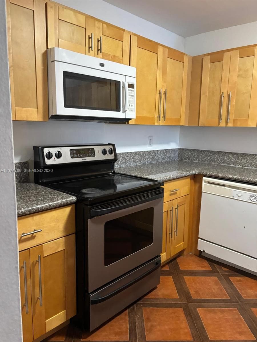 Condominium at 6990 NW 186th St # 515, Hialeah FL 33015