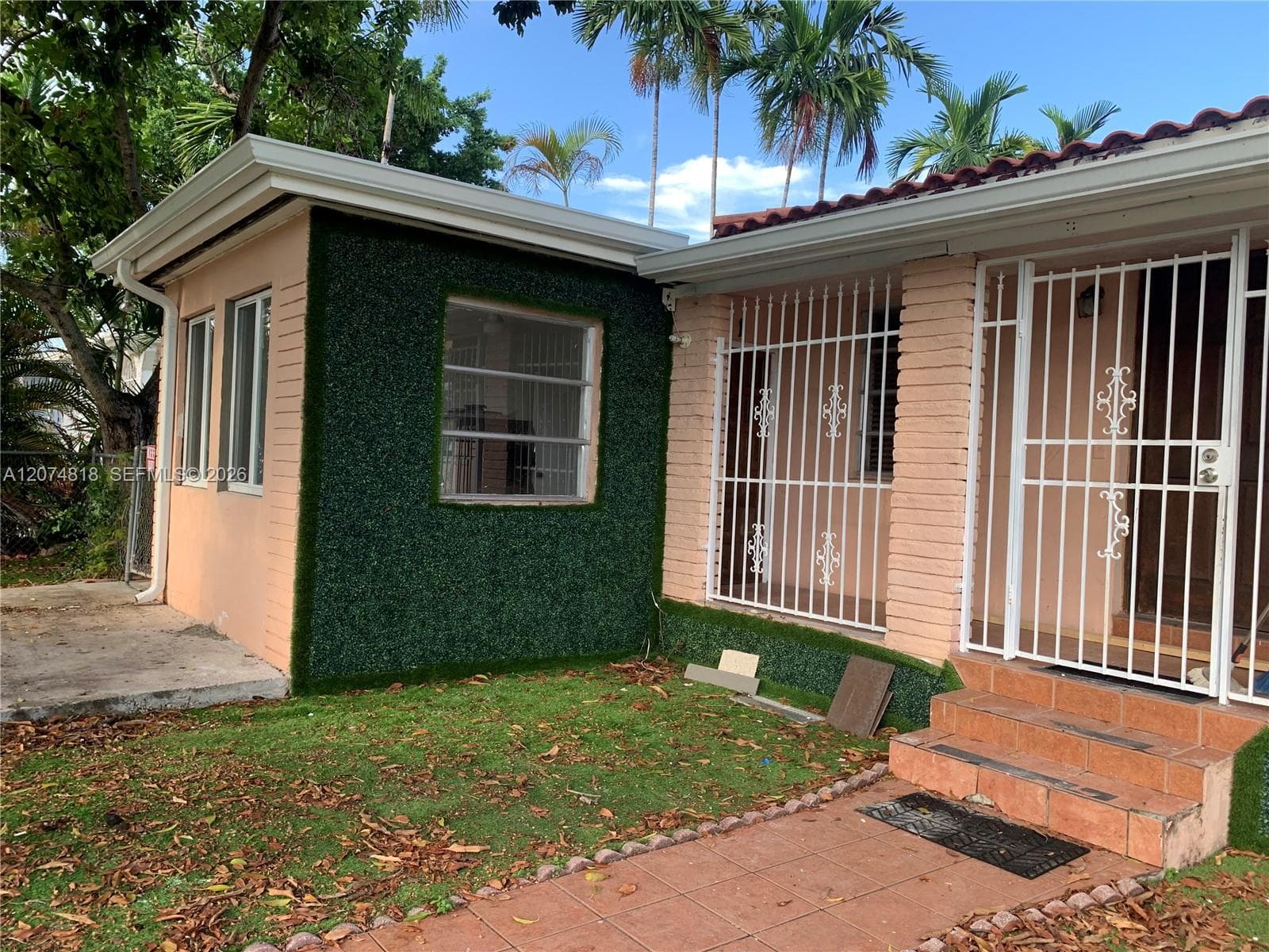 Efficiency at 1901 E 5th Ave # B, Hialeah FL 33013