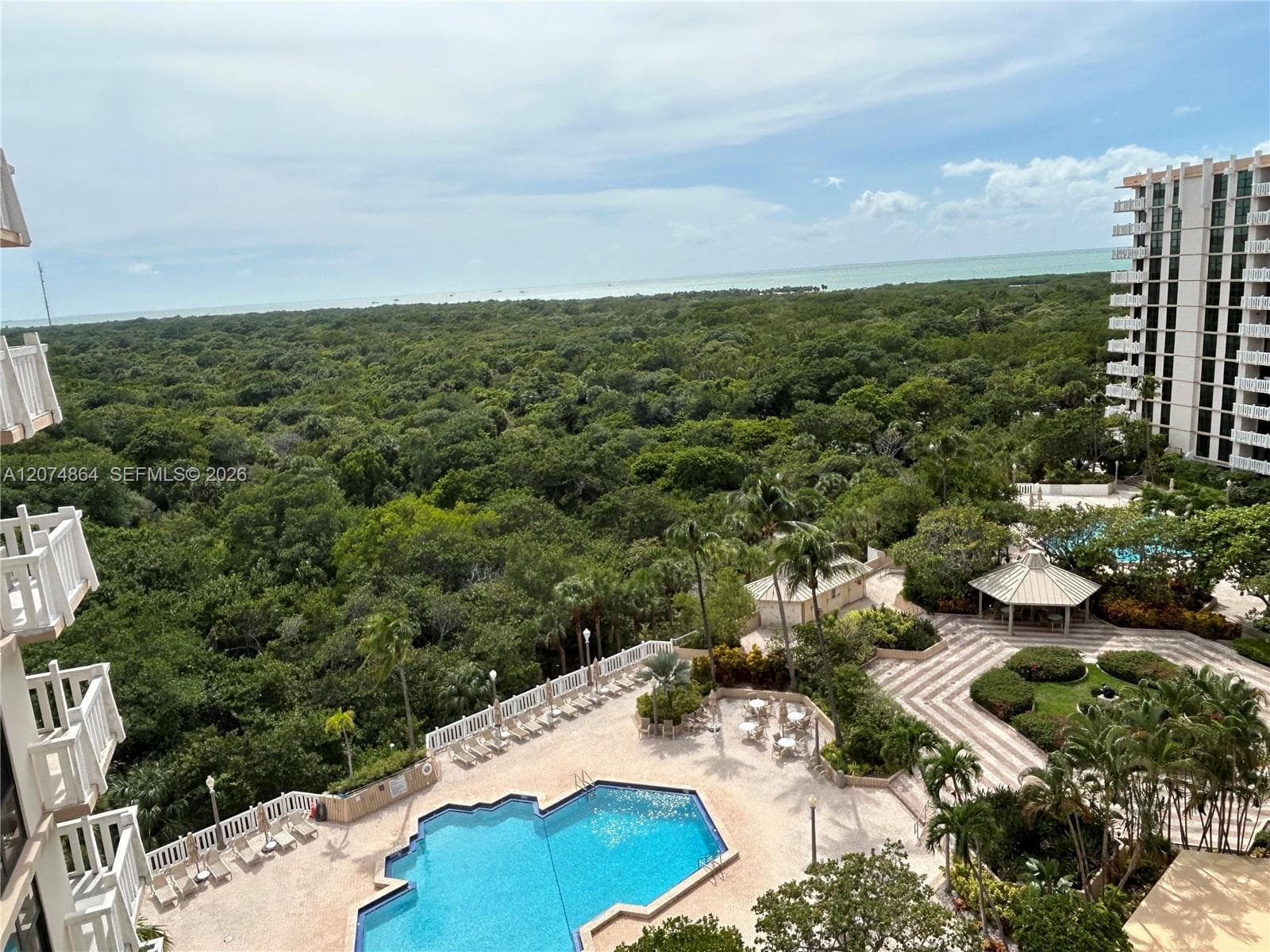 Condominium at 1111 CRANDON BL # B1003, Key Biscayne FL 33149