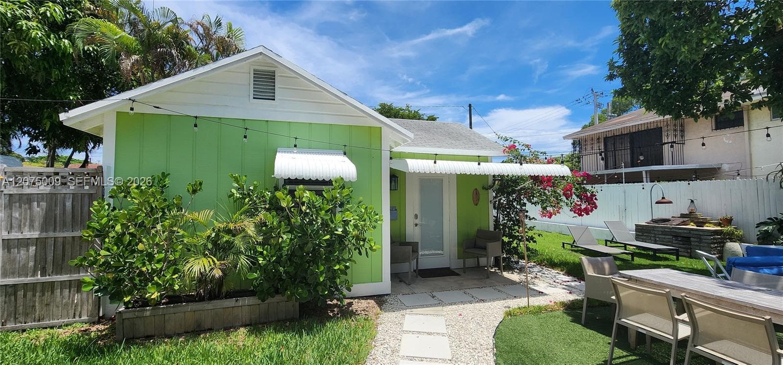 Efficiency at 2883 SW 32nd Ct, Miami FL 33133