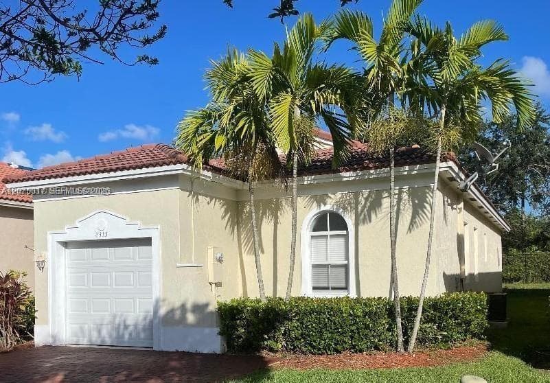 Single Family Residence at 2315 NE 37th Rd, Homestead FL 33033