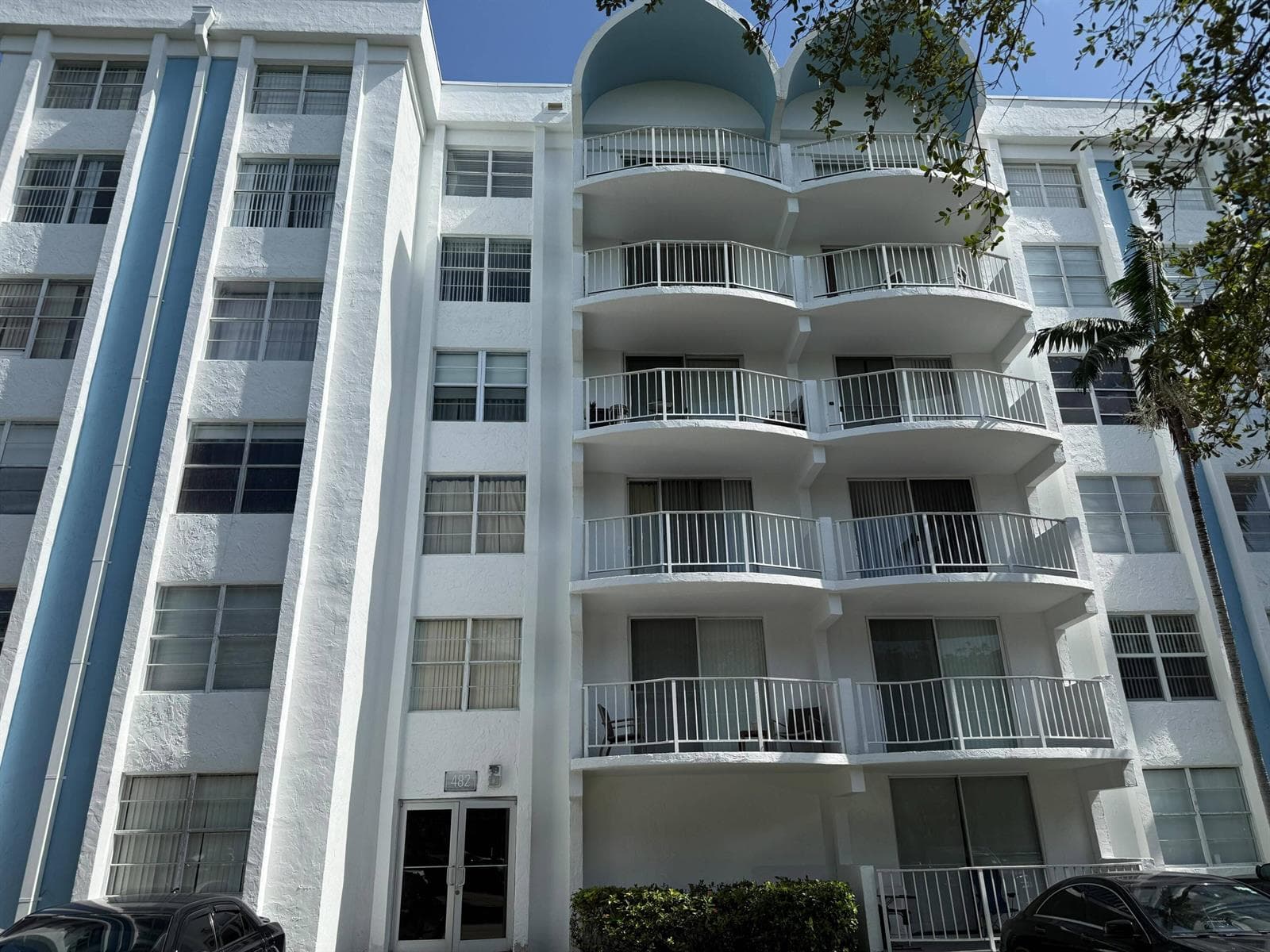 Condominium at 482 NW 165TH ST Road # 301, Miami FL 33169