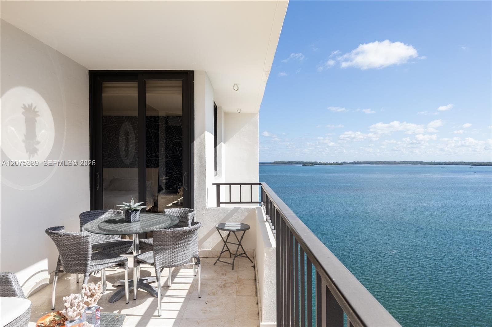 Condominium at 520 Brickell Key Dr # A1207, Miami FL 33131