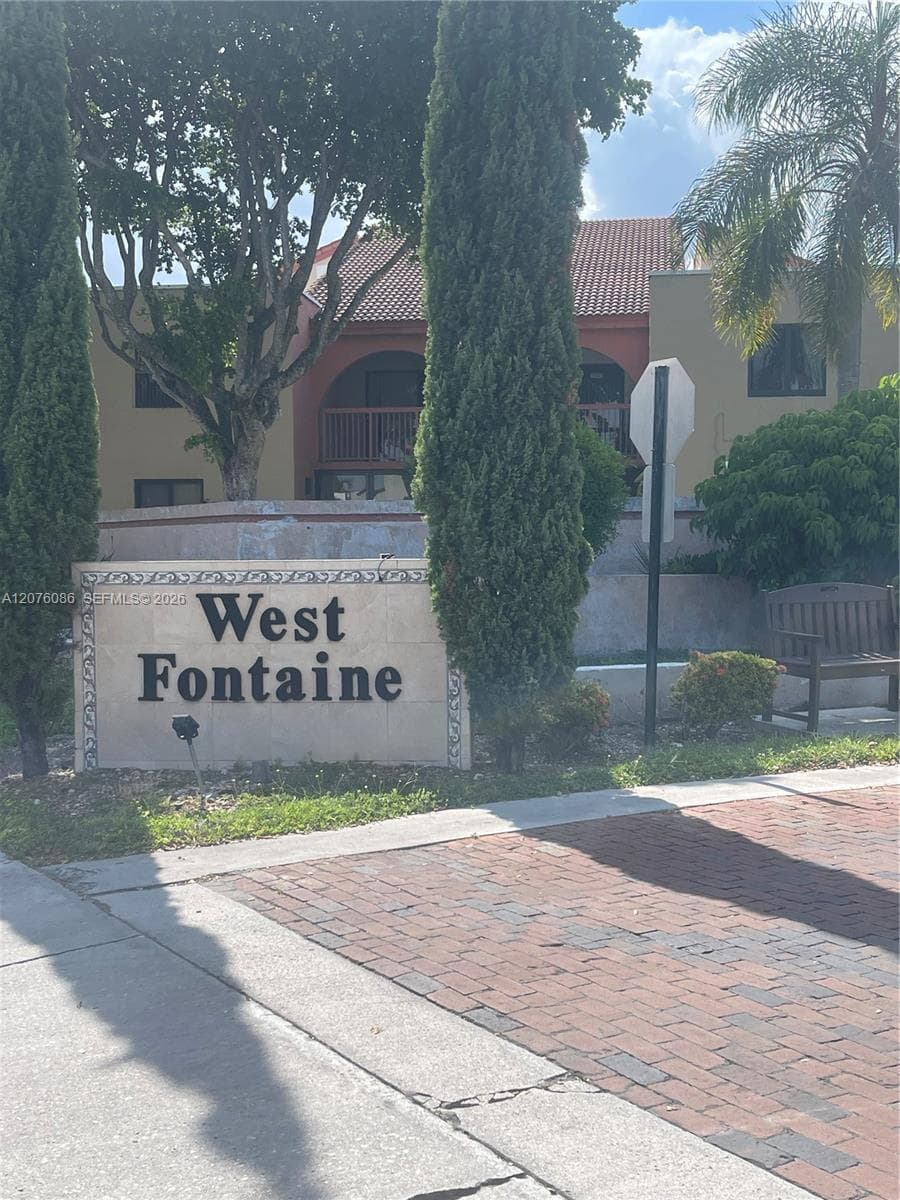 Condominium at 10249 NW 9th St Cir # 8, Miami FL 33172