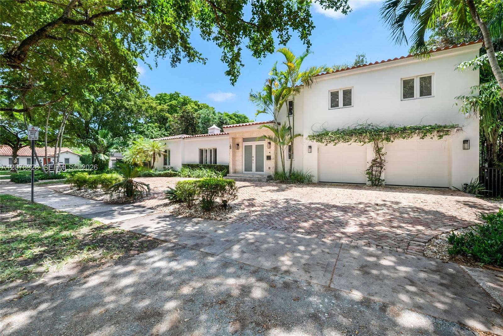 Single Family Residence at 100 Sarto Ave, Coral Gables FL 33134