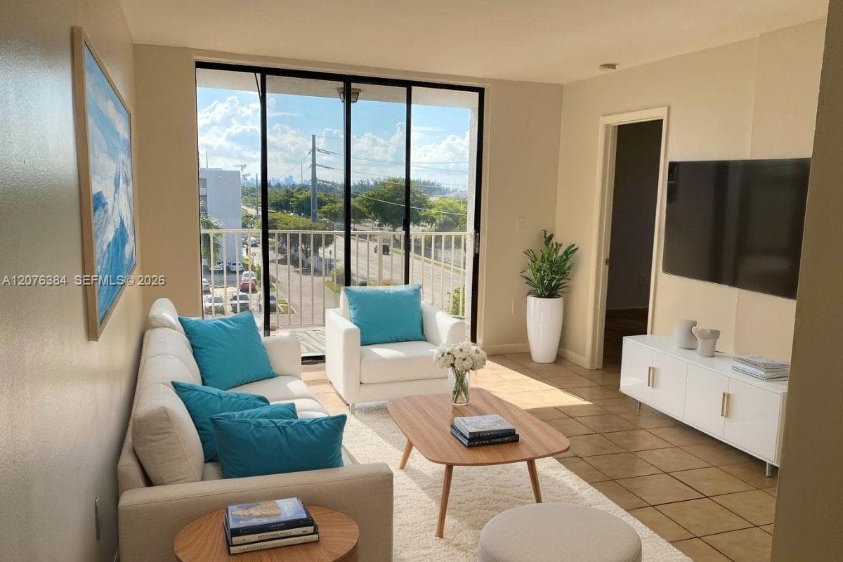 Condominium at 8145 NW 7th St # 502, Miami FL 33126