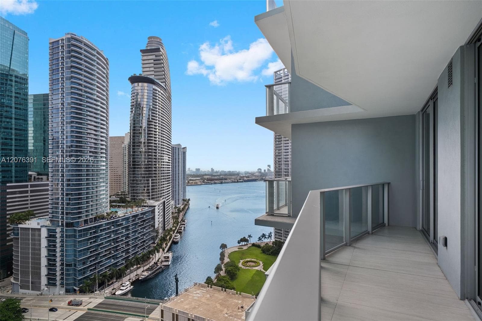 Condominium at 77 SE 5th St # 2805, Miami FL 33131