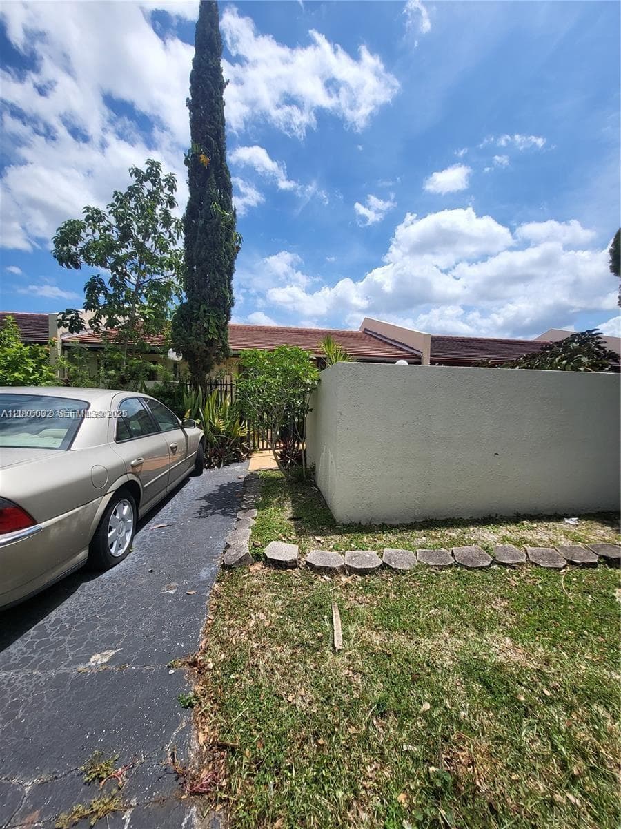 Efficiency at 5834 SW 144th Cir Pl # 1, Miami FL 33183