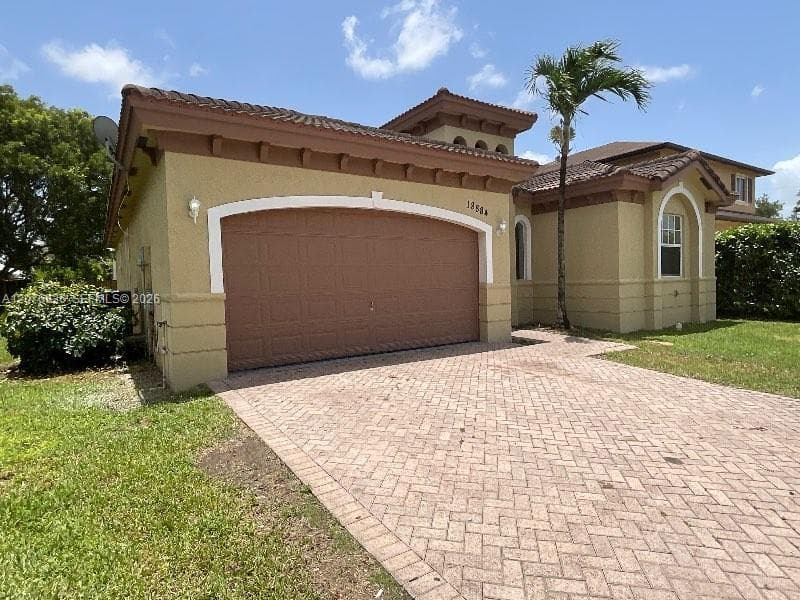 Single Family Residence at 18884 SW 319th St, Homestead FL 33030