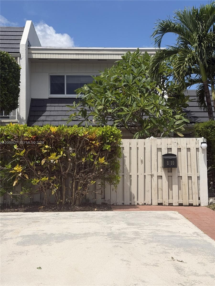 Townhouse at 8110 SW 82nd Ct # 8110, Miami FL 33143
