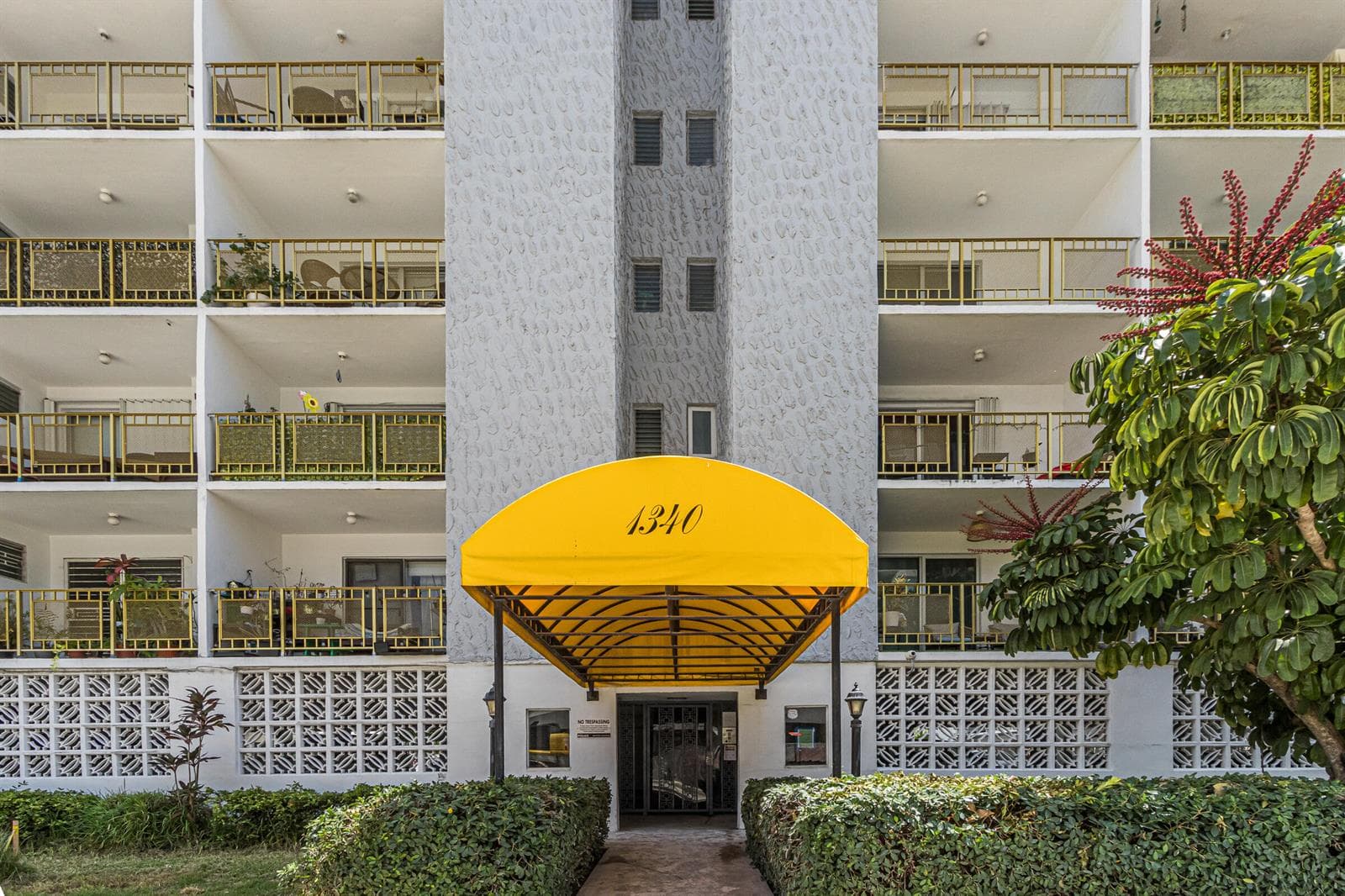 Condominium at 1340 Lincoln Road # 308, Miami Beach FL 33139