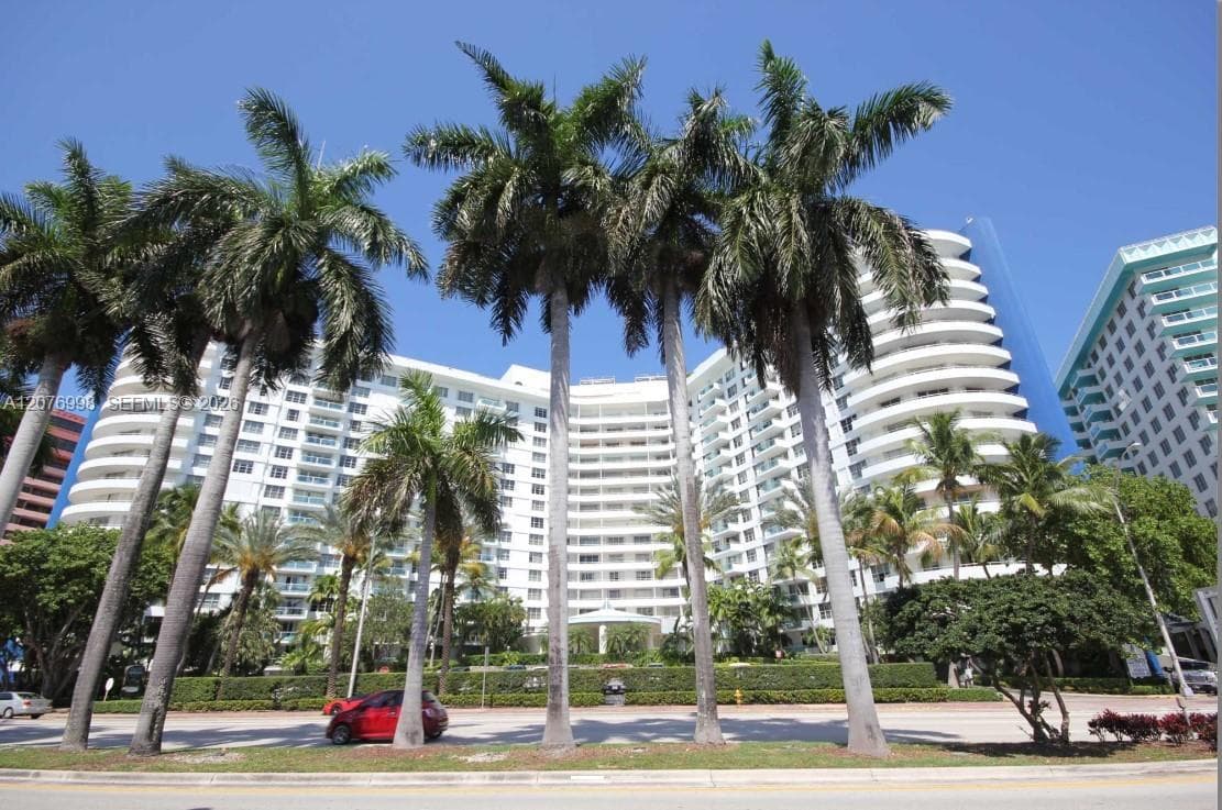 Condominium at 5161 Collins Ave # 815, Miami Beach FL 33140