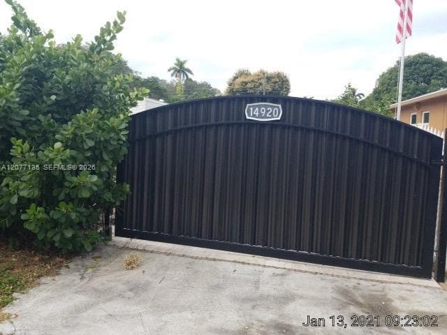 Single Family Residence at 14920 NE 10th Ave, Miami FL 33161
