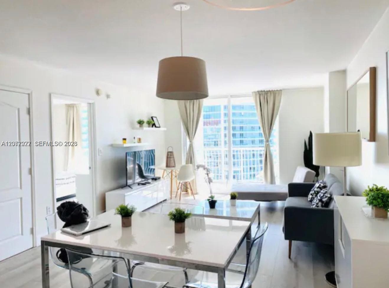 Condominium at 1200 Brickell Bay Dr # 3705, Miami FL 33131