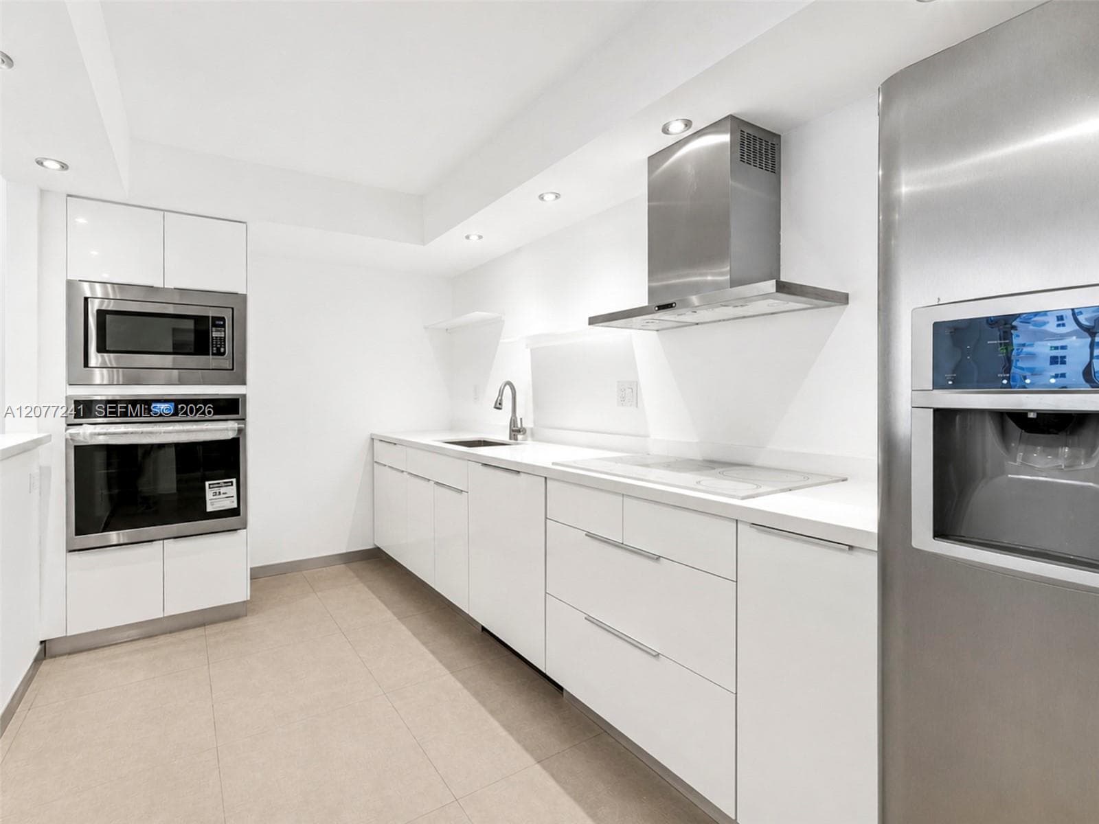 Condominium at 19380 Collins Ave # 905, Sunny Isles Beach FL 33160